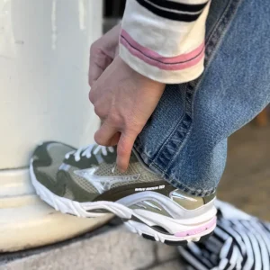 Groene sneakers wave rider 10