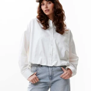 Offwhite blouse met tuck in effect